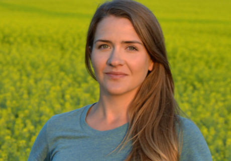 Photo of Angela Brackenreed